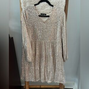 Cable & Gauge Sparkling V-Neck Dress